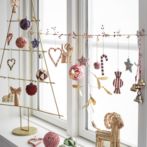 Standing iron christmas tree