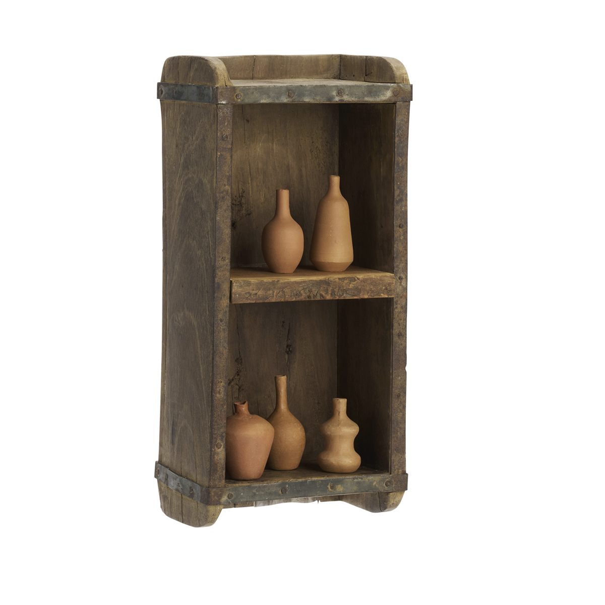 Up-cycled brick mould shelf