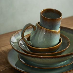 Stoneware lunch plate