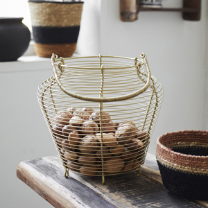 Iron basket w/ handle