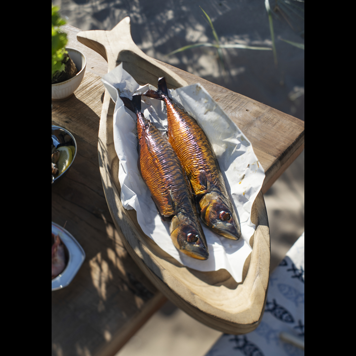 Wooden fish tray