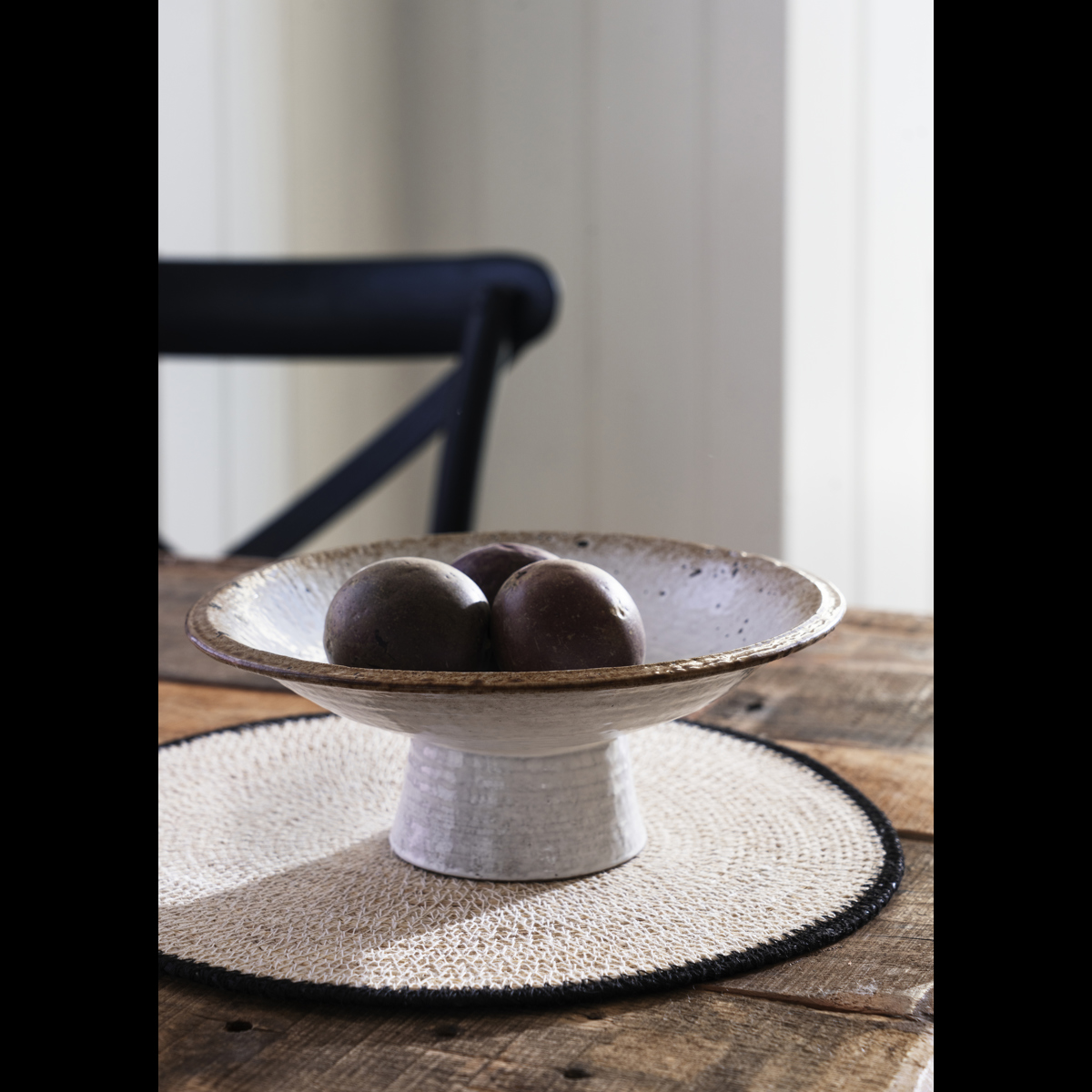 Round seagrass placemat