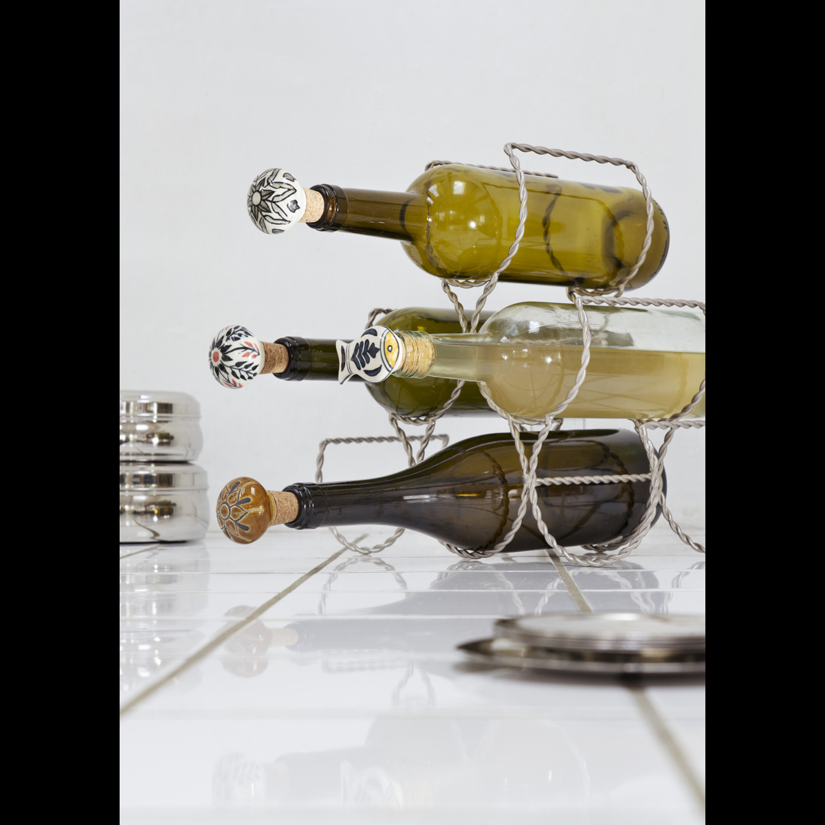 Hand-painted stoneware bottle stopper