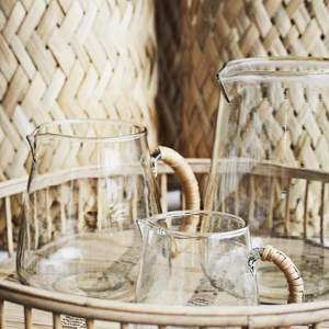 Glass jug w/ bamboo handle