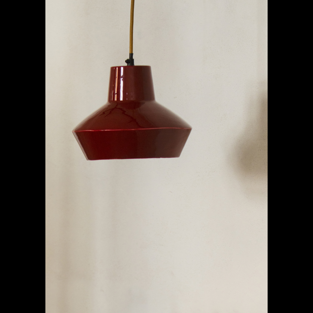 Enamel ceiling lamp