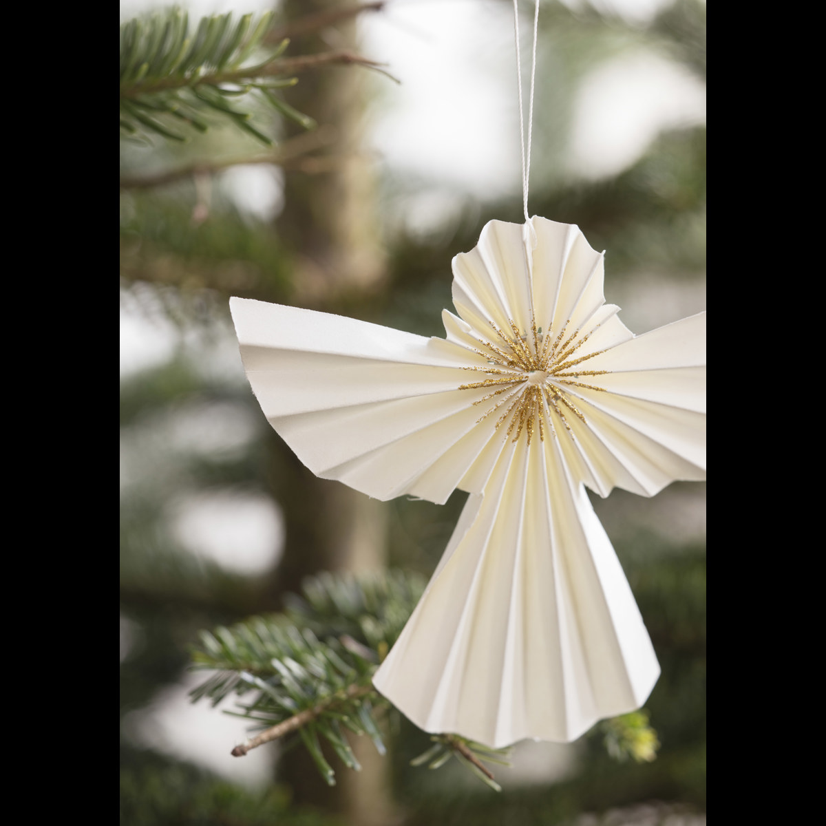 Hanging paper angel