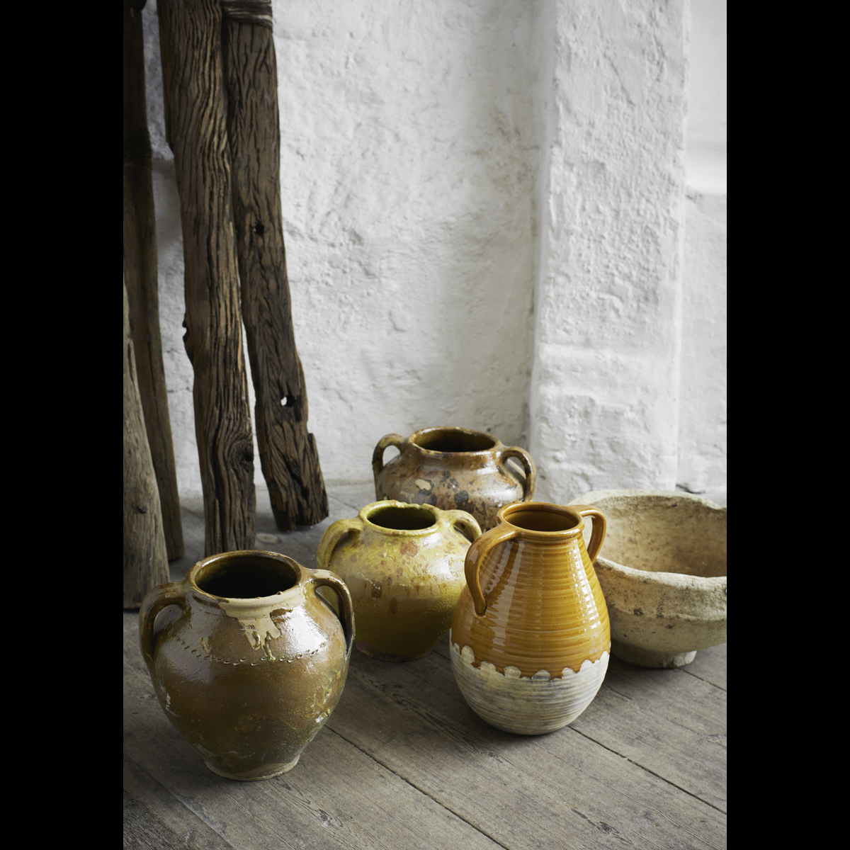 Stoneware vase w/ handles