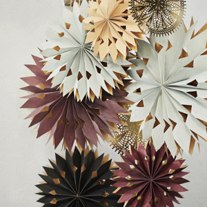 Hanging iron ornament