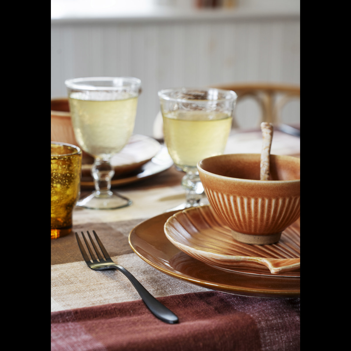 Checked cotton tablecloth