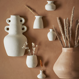 Wall-mounted terracotta vase