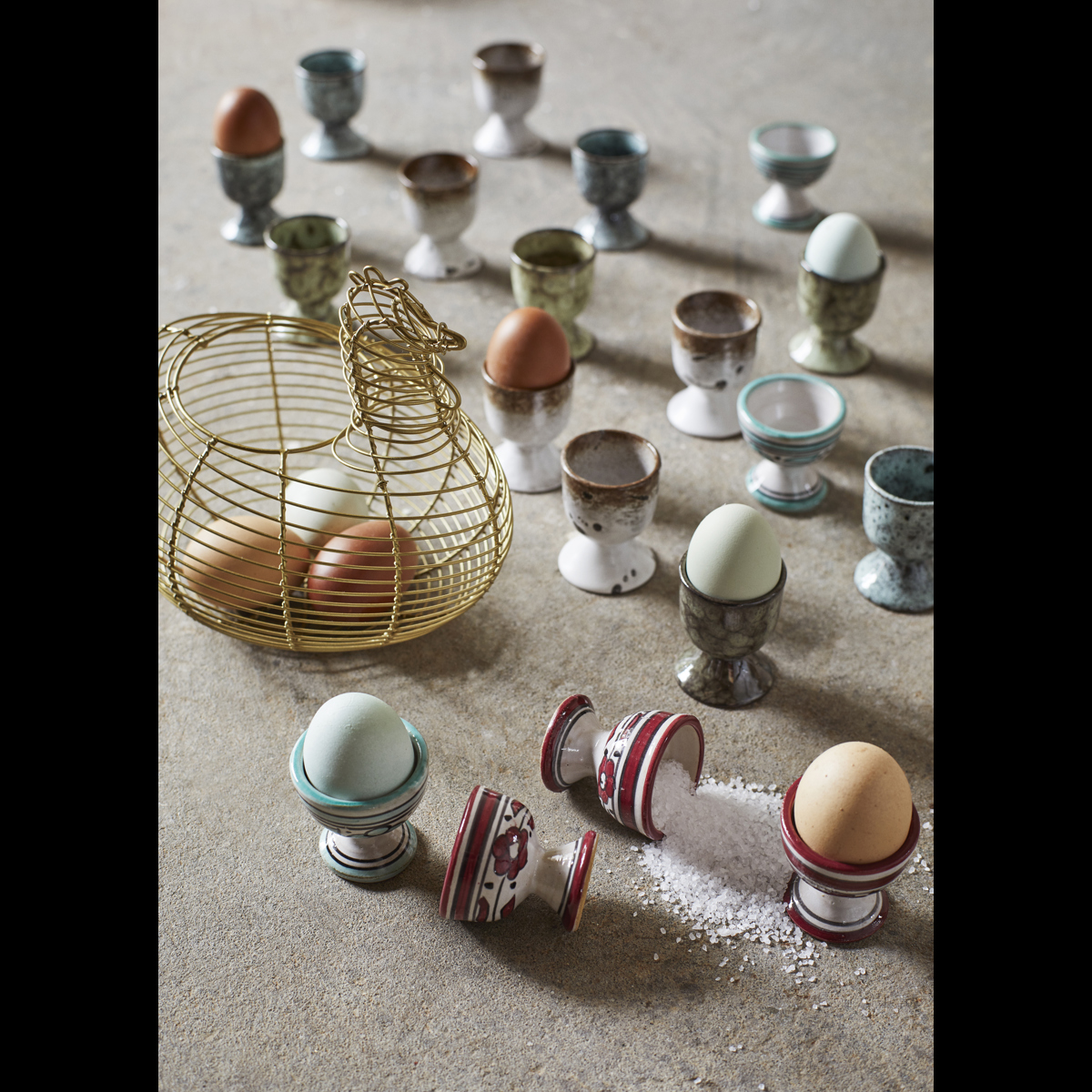 Stoneware egg cup