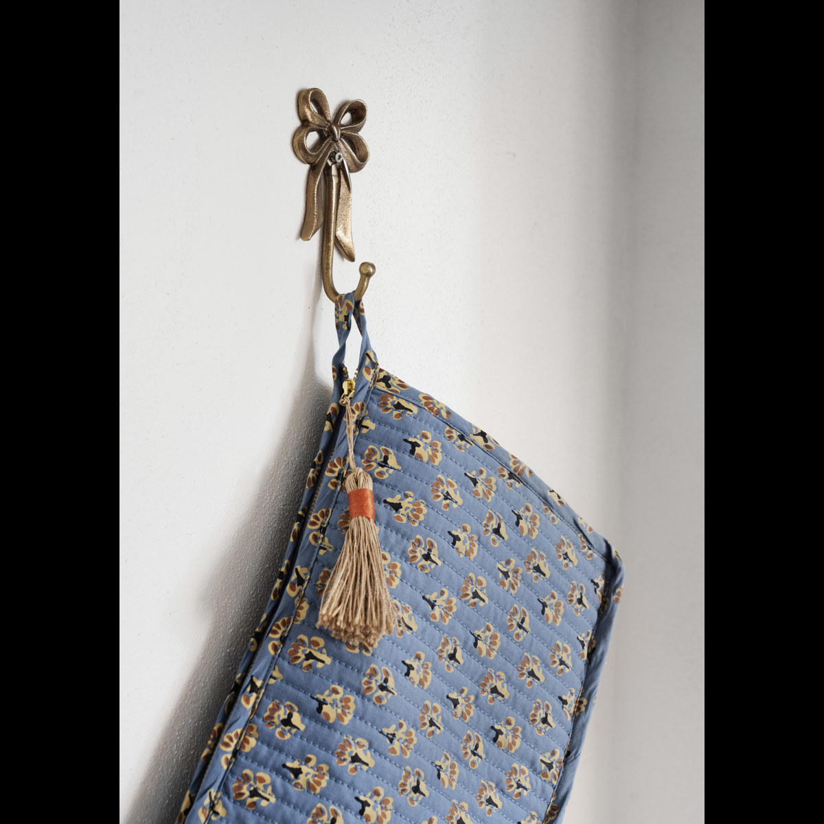 Quilted cotton washbag