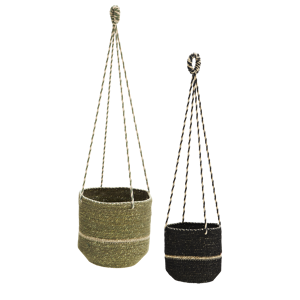 Hanging seagrass baskets