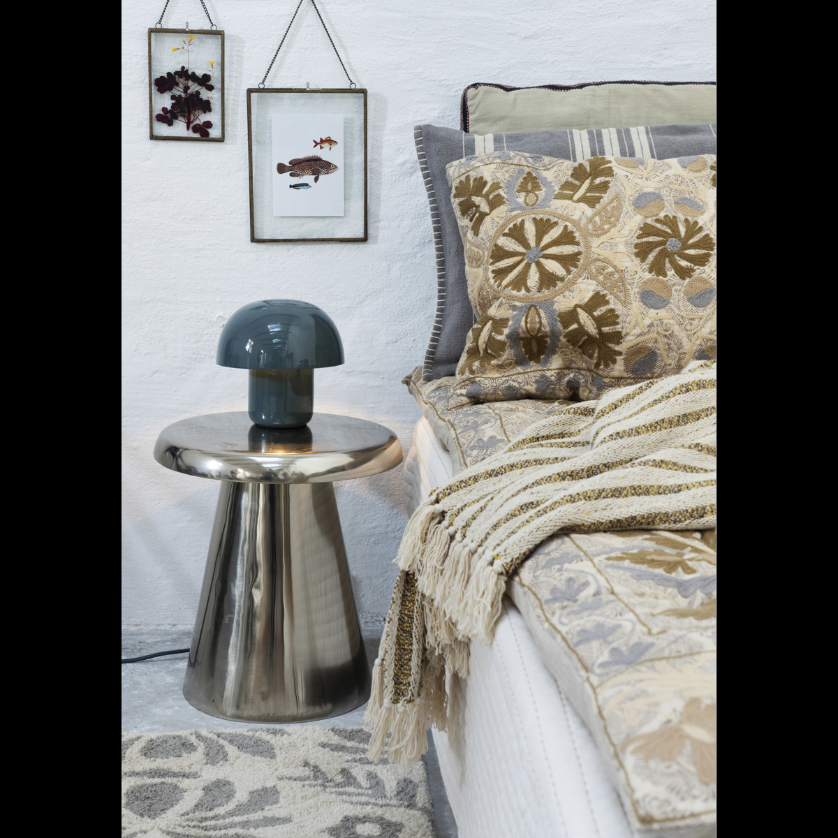 Tufted cotton runner