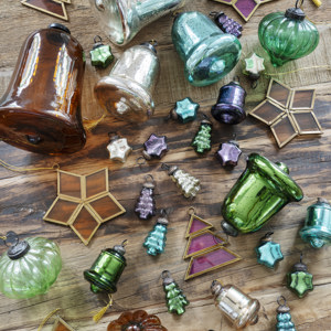 Hanging glass stars