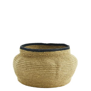 Round jute basket