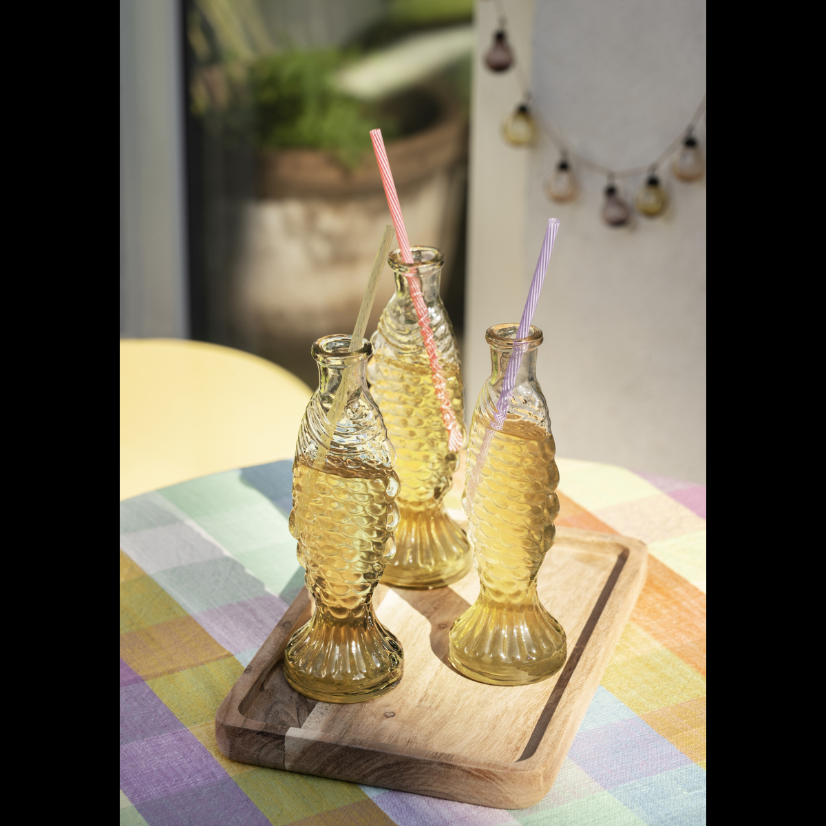 Checked cotton tablecloth