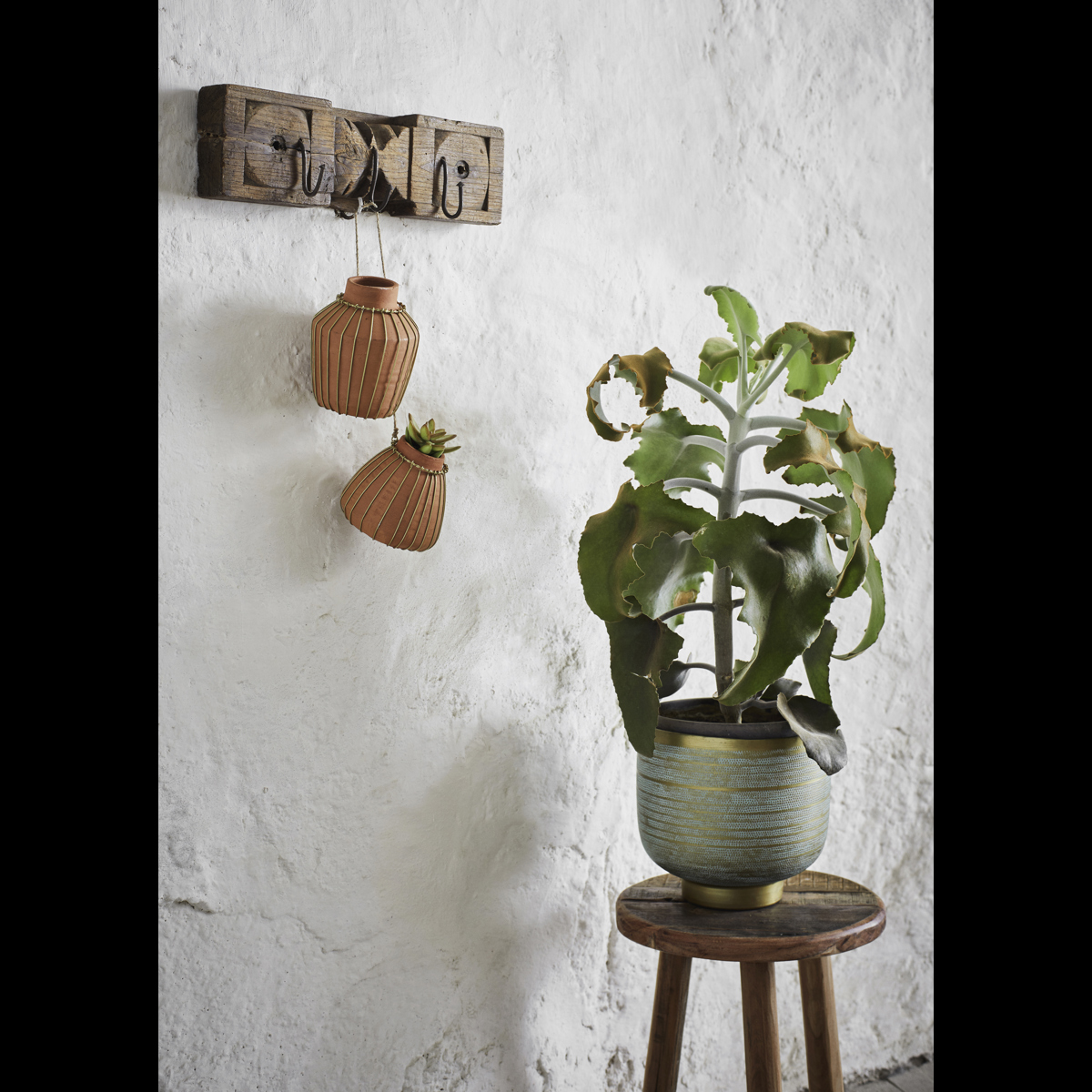 Wooden coat rack w/ carvings