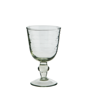 Wine glass w/ cutting