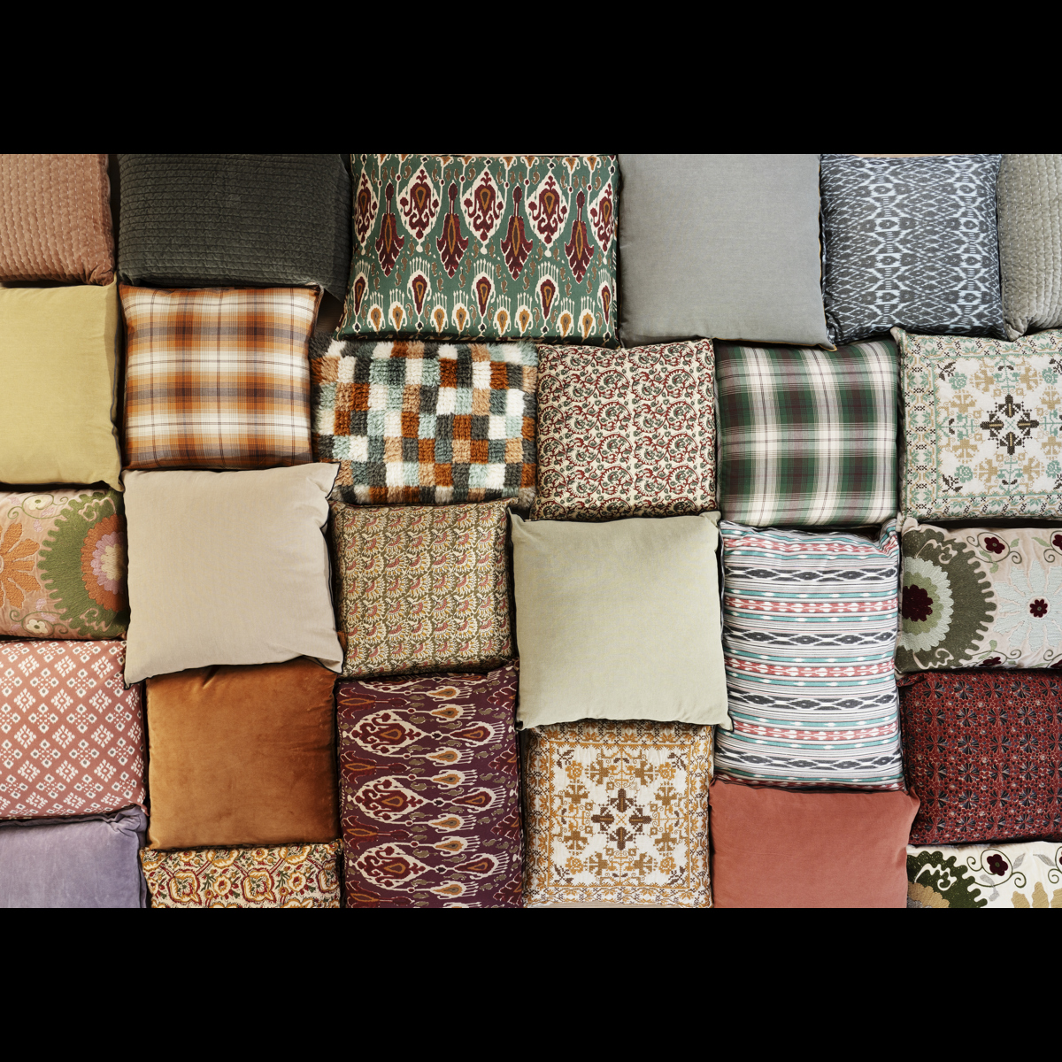 Quilted velvet cushion cover Quilted velvet cushion cover