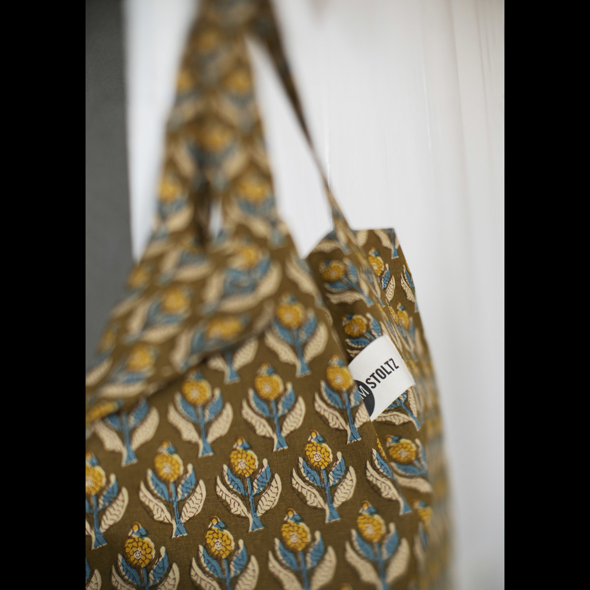 Printed tote bag