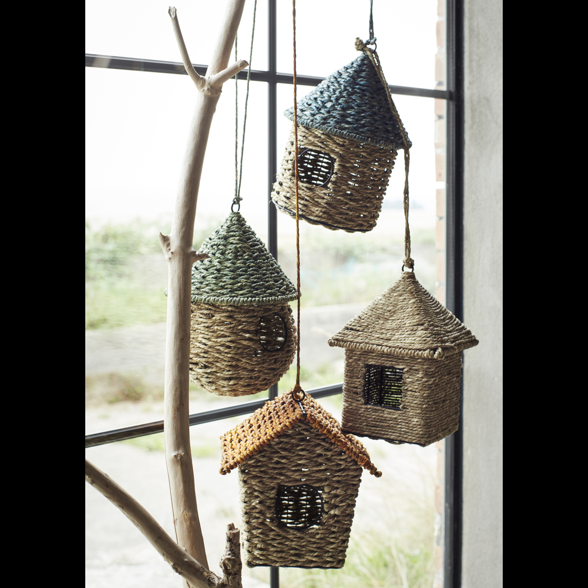 Hanging bird house