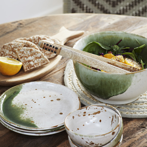 Stoneware serving bowl