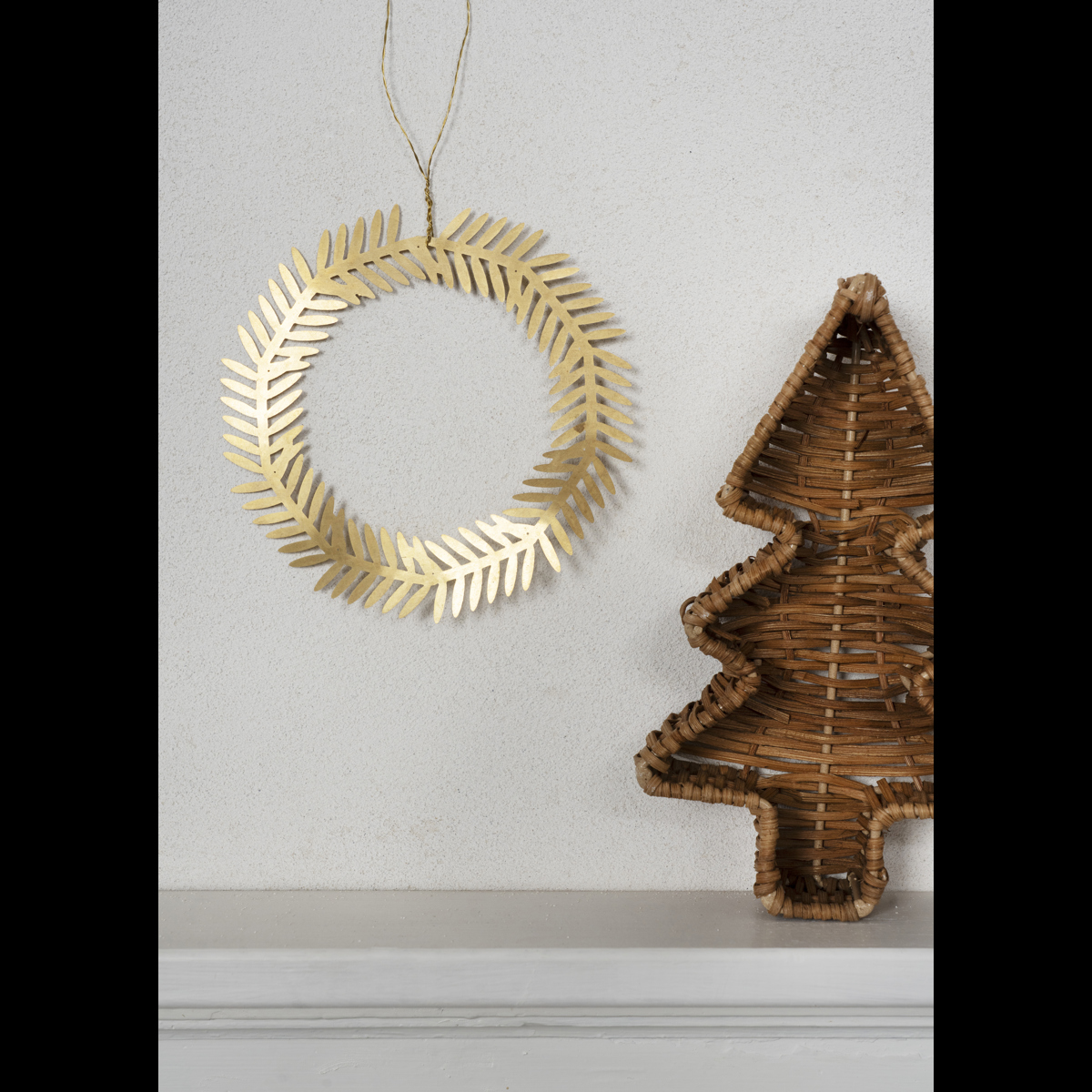 Rattan christmas tree trays