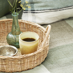 Round rattan trays