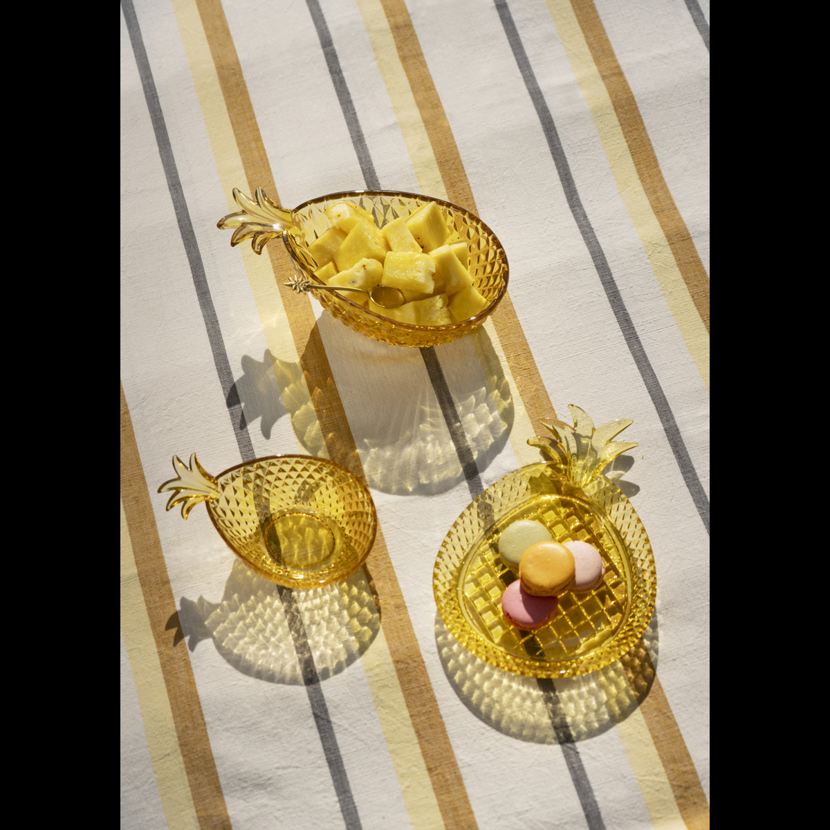 Striped cotton tablecloth