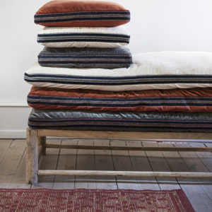 Jute runner