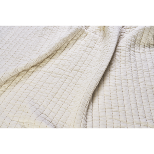 Quilted cotton bed cover