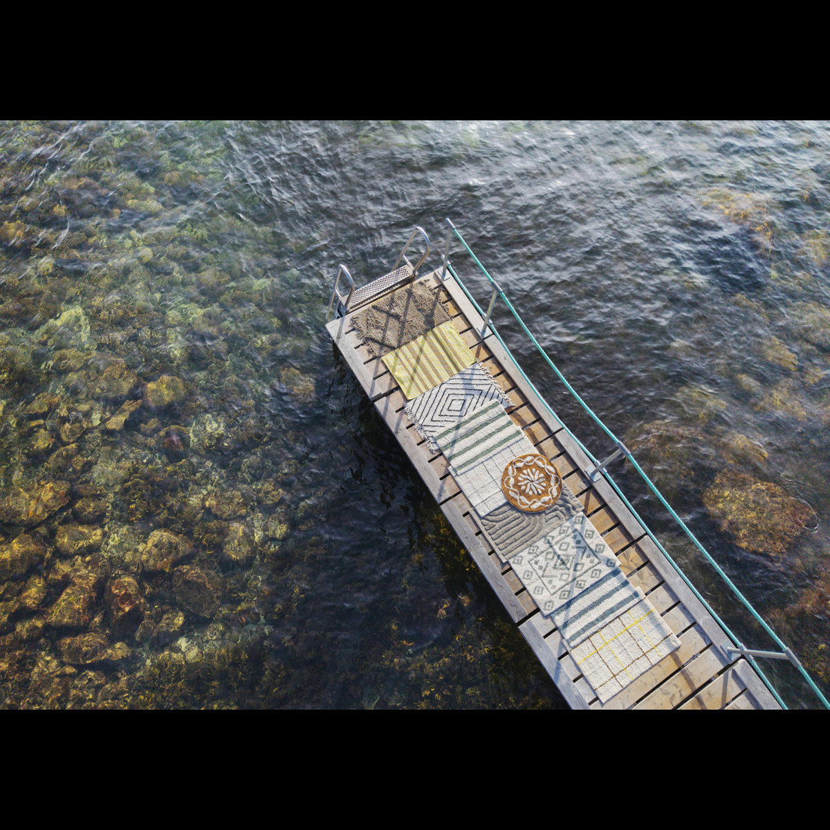 Round tufted bath mat